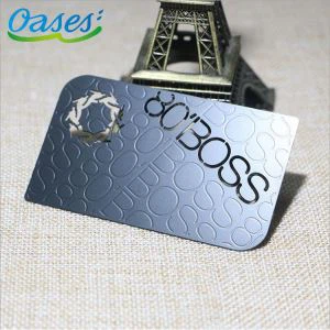 การพิมพ์บัตรธุรกิจโลหะตัดเลเซอร์แบบกำหนดเอง